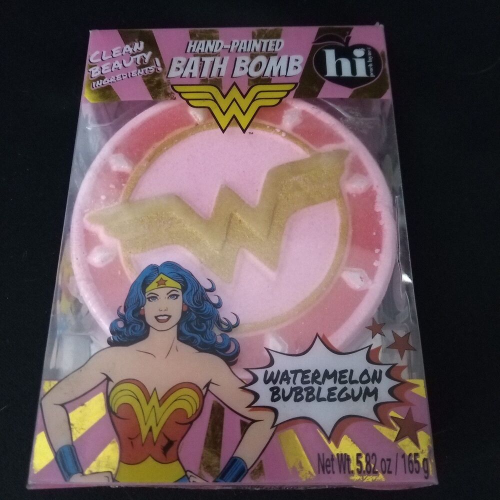 WONDER WOMAN HAND PAINTED BATH BOMB